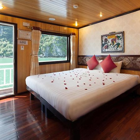 Halong Legacy Cruise Hotell Ha Long Exteriör bild